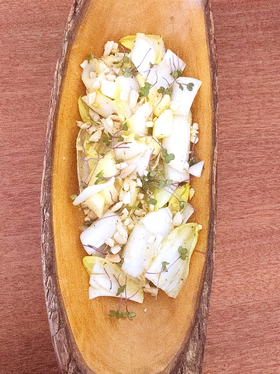 ensalada de endivias y manzana en vinagreta de mostaza UXO